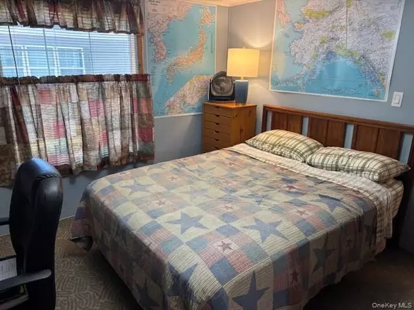 Calverton, NY 11933,433 Mill RD #4