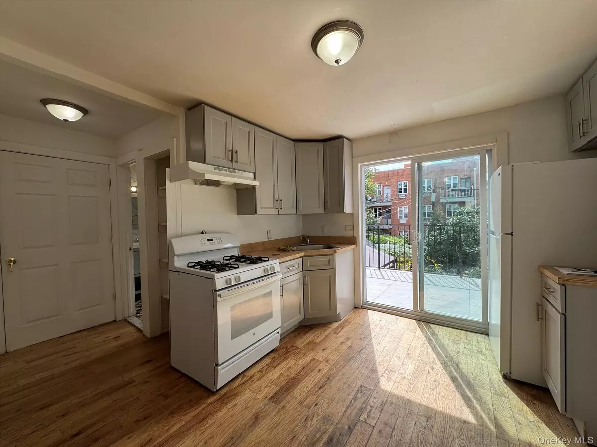 Corona, NY 11368,108-42 51st AVE