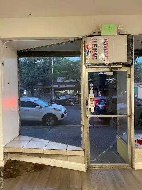 Yonkers, NY 10705,456 S Broadway