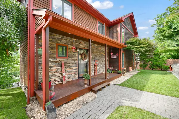 Greenwood Lake, NY 10925,10 Van Orden LN