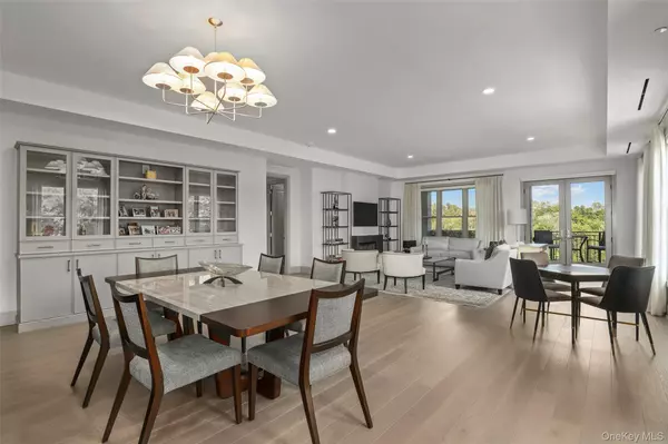 Rye, NY 10580,120 Old Post RD #PH-B301