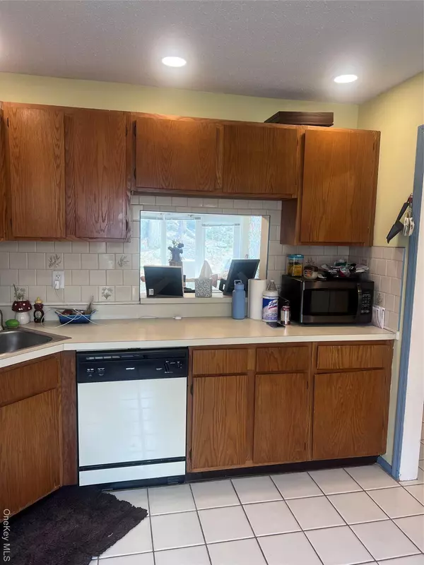 Washingtonville, NY 10992,22 Yorkshire TER