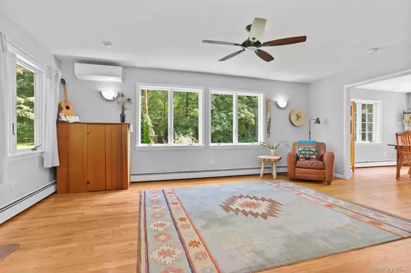 Putnam Valley, NY 10579,11 Quail RDG