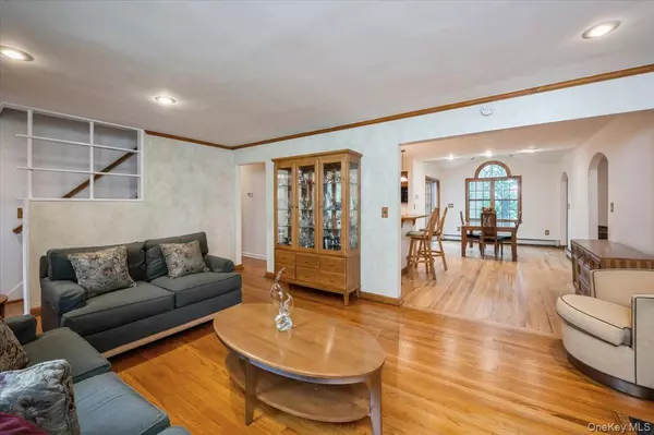 Hastings-on-hudson, NY 10706,40 Dorchester AVE