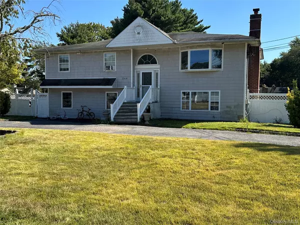 264 Atlantic ST, Central Islip, NY 11722