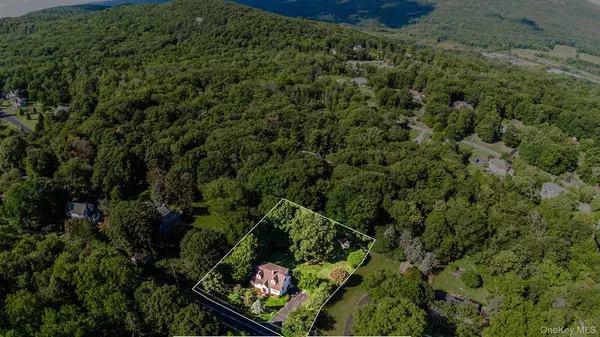 Highland Mills, NY 10930,118 Mineral Springs RD