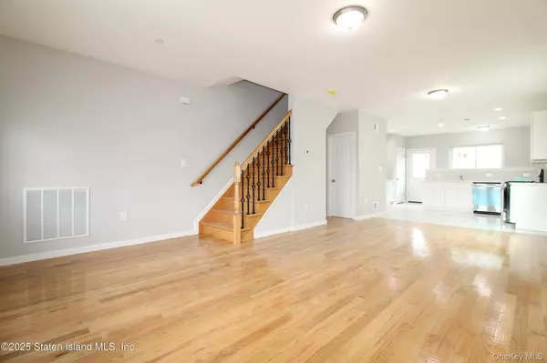 Staten Island, NY 10314,85 Perry avenue