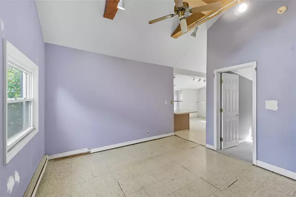 Carmel, NY 10512,13 Darien RD