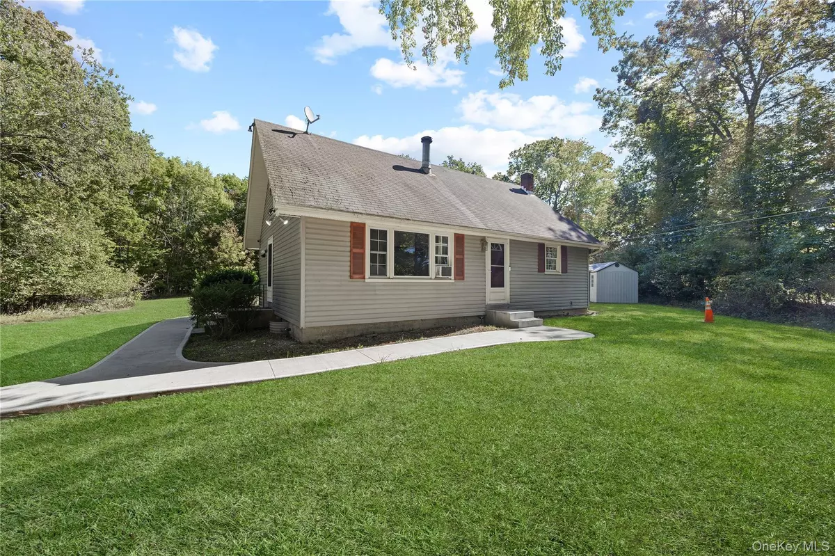 Wallkill, NY 12589,912 Wallkill AVE