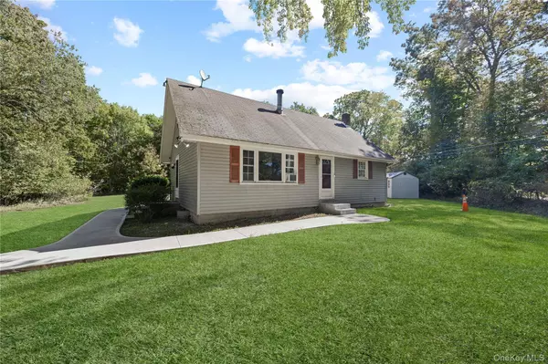 912 Wallkill AVE,  Wallkill,  NY 12589