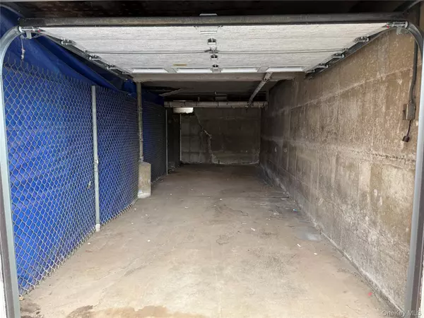 Kew Garden Hills, NY 11367,134 Harry Van Arsdale Jr AVE #G044