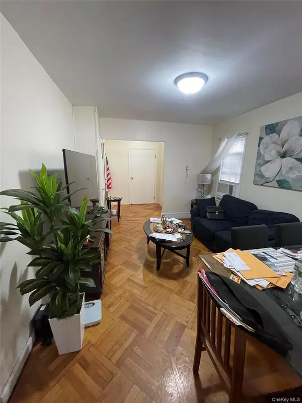 Ozone Park, NY 11417,10751 89th ST