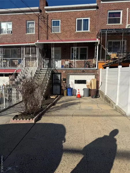 655 E 240th ST, Bronx, NY 10470