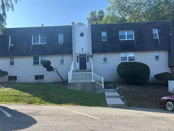 21 Crescent DR #82, Thiells, NY 10984