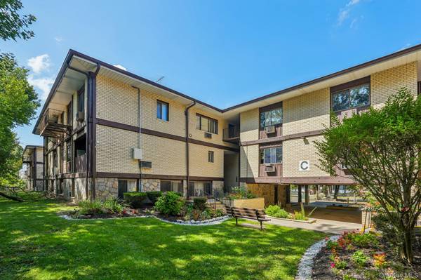 258 N Main ST #C-19, Spring Valley, NY 10977