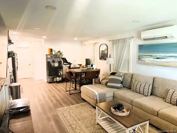 Long Beach, NY 11561,442 E Broadway #2 Lower Right