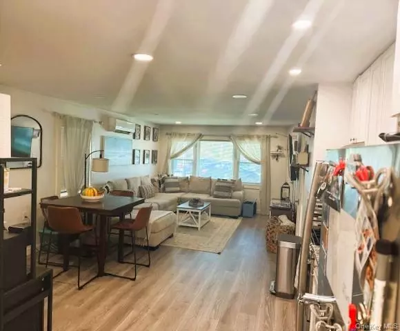 Long Beach, NY 11561,442 E Broadway #2 Lower Right