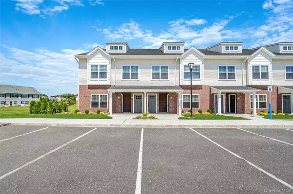 Central Islip, NY 11722,101 Dover ST
