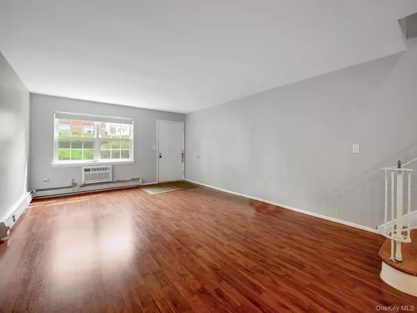 Suffern, NY 10901,155 Parkside DR