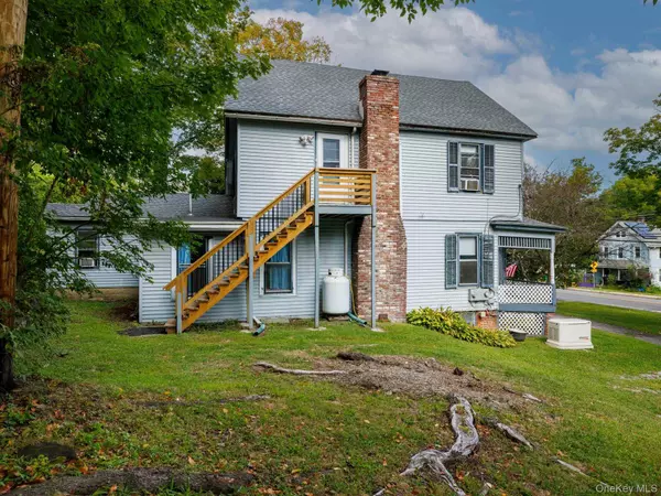 Highland, NY 12528,123 Vineyard AVE