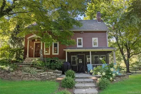 Hyde Park, NY 12538,146 Forest DR
