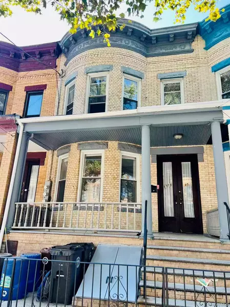 87-18 85th ST #1st Floor + Basement, Woodhaven, NY 11421