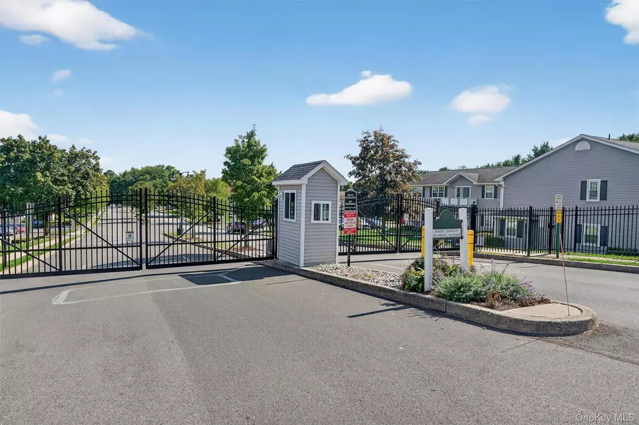 100 Hillside DR #C15, Middletown, NY 10941