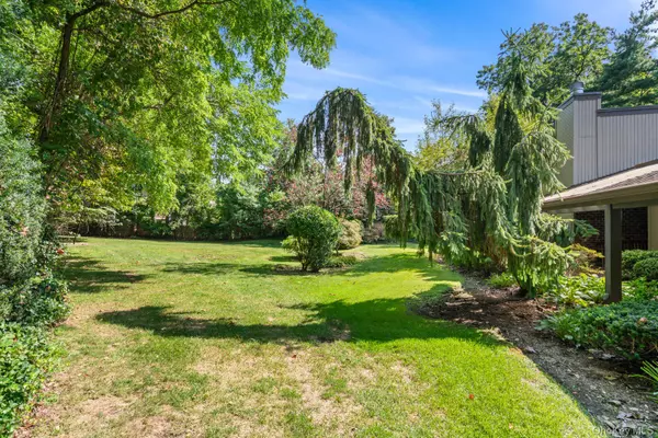 Jericho, NY 11753,234 Hamlet DR