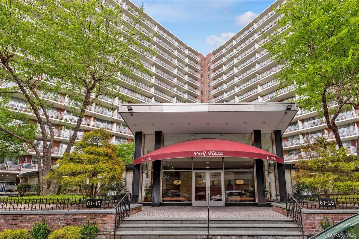 Flushing, NY 11374,61-15 97 St #4K