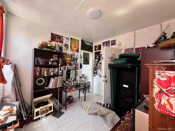 Long Island City, NY 11104,4134 39th ST