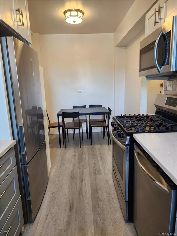 Forest Hills, NY 11375,102-21 63 RD