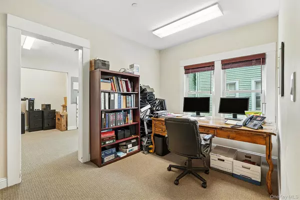 Chappaqua, NY 10514,93 N Greeley AVE