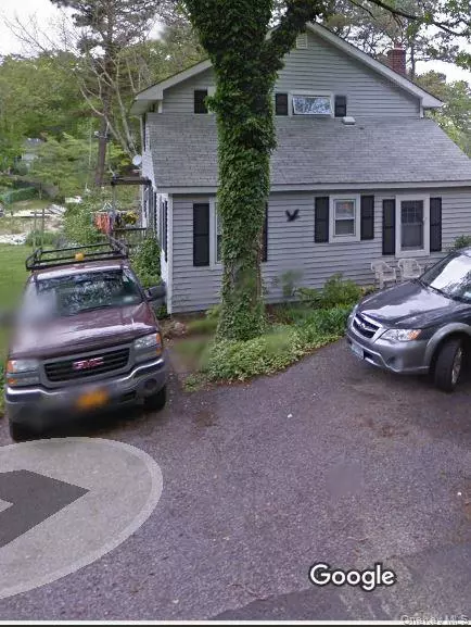 111 Lakeside TRL #A, Ridge, NY 11961