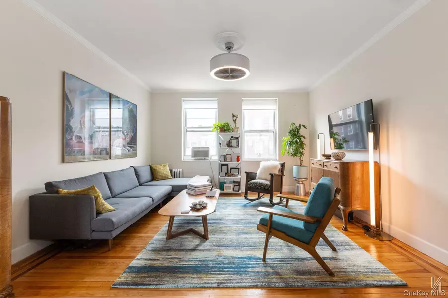 34-39 82nd ST #52, Jackson Heights, NY 11372