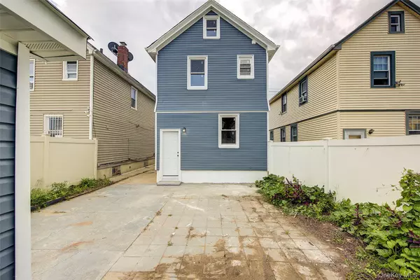 Queens Village, NY 11428,9331 207th Street