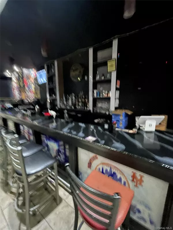 Richmond Hill, NY 11418,10506 Jamaica AVE