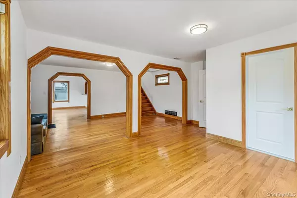 Queens Village, NY 11428,9001 215th ST