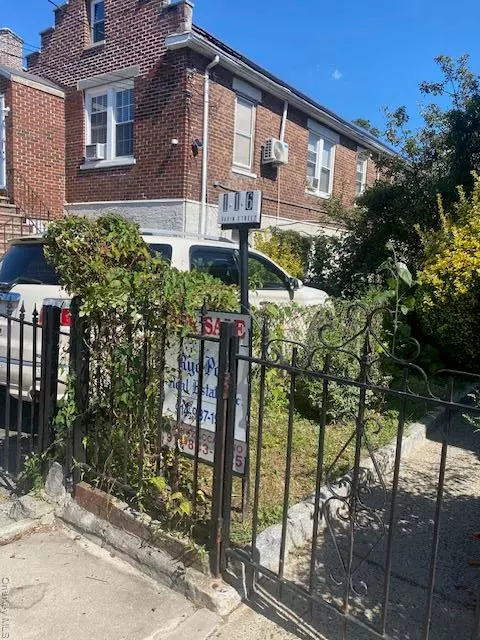 Yonkers, NY 10701,116 Gavin