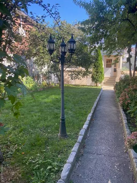 Yonkers, NY 10701,116 Gavin