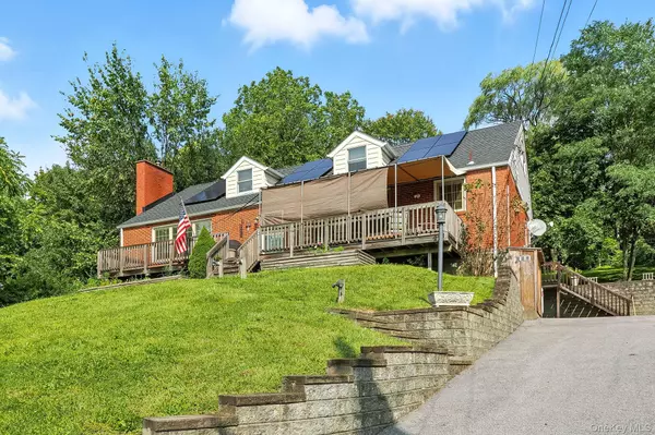 Poughkeepsie, NY 12603,23 Robert RD