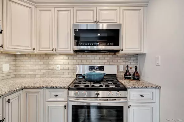 Levittown, NY 11756,149 Cardinal RD