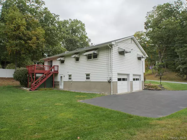 Hyde Park, NY 12538,30 Richard RD
