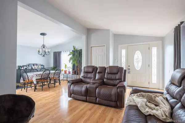 Mastic Beach, NY 11951,303 Orchid DR