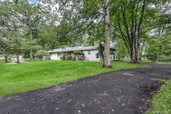 Pomona, NY 10970,10 Tara DR