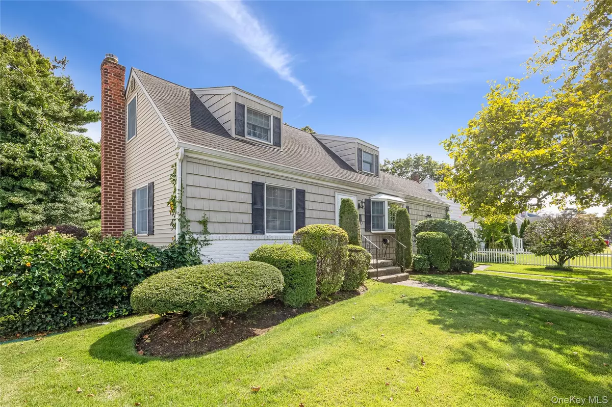 Farmingdale, NY 11735,14 Mill RD