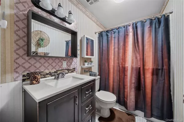 Ridge, NY 11961,227 Blackpool CT #D