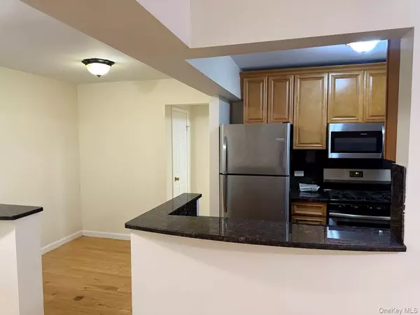 Woodside, NY 11377,6011 Broadway #1M