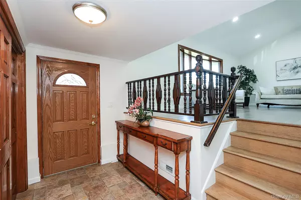 Jericho, NY 11753,6 Lewis AVE