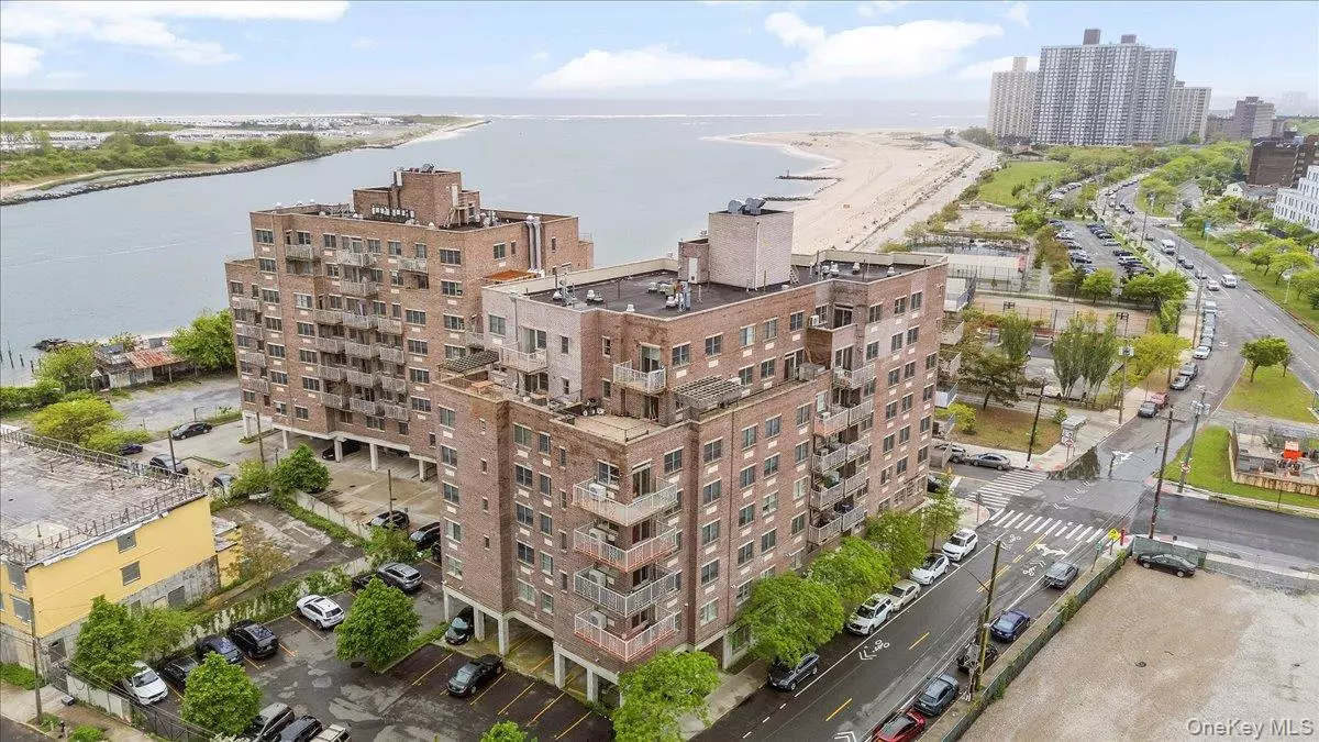 Far Rockaway, NY 11691,156 Beach 9th ST #4D