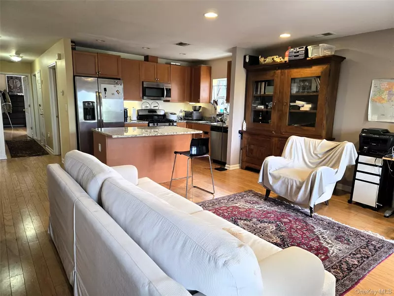 122-16 Powells Cove BLVD #B, College Point, NY 11356